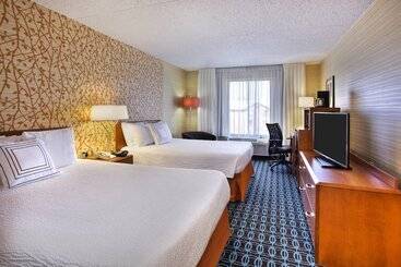 هتل Fairfield Inn Ann Arbor