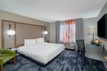 ホテル Fairfield Inn & Suites Memphis I240 & Perkins