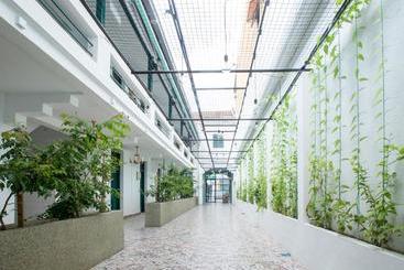 Eastern Hotel Georgetown