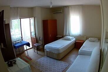 Deniz Apart Otel