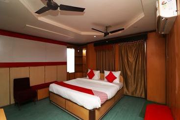 Hotell Bob's By Oyo Rooms