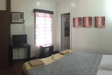 Residencia Katrina Bed & Breakfast