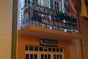 هتل Colonial El Bosque