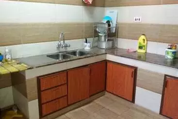 Pensión Alborz