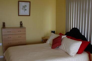 膳宿费 Richards Travel Lodge