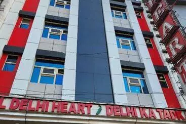 Hotelli Delhi Heart At New Delhi Railway Station
