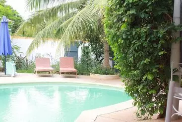 Pension (Hôtel basse catégorie) Amour Sénégal
