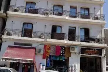 ホテル Nazel El Yassamine