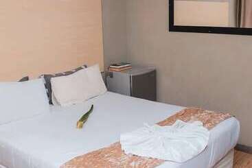 פנסיון The Rand Lodge