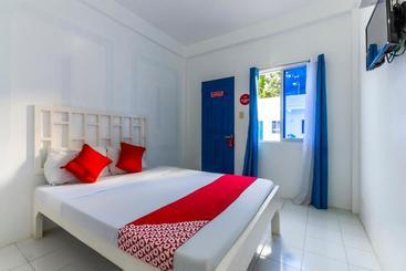 Hotel Oyo 466 Issa’s Haven