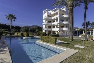 آپارتمانهای توریستها Penthouse First Line Golf Marbella