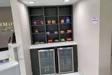 هتل Baymont By Wyndham Topeka