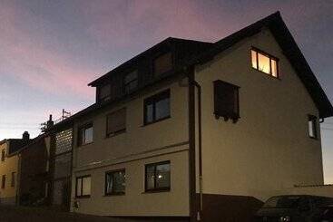 Ferienwohnungen Akh Home