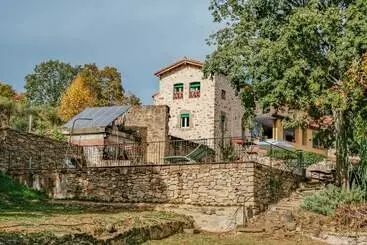 Mökkimajoitus Rectoría De Castellar De La Muntanya