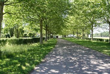 Apartamentos turísticos Gästezimmer Lußhardthof