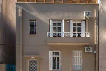 شقق خاصة سياحية Nemeseos 80m² Homm Apartment With Roof Garden And Pool