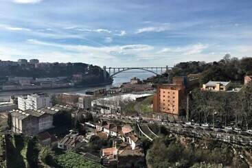 Apartaments turístics Cozy House Near The Sea