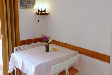 游客公寓 Pisak Holiday Homes