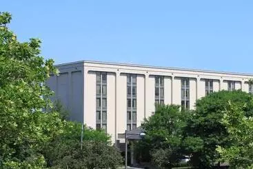 בית מלון כפרי Best Western Plus Meadowlands