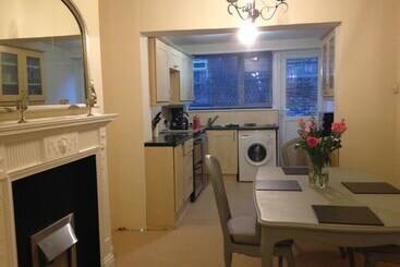 관광객 아파트 The Comfort Of Home