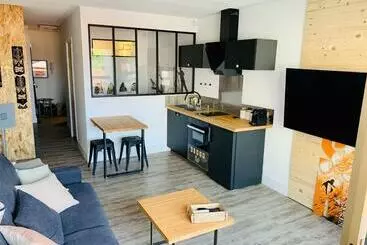 ツーリストアパートメント Appartement Tout Neuf Vieil Antibes