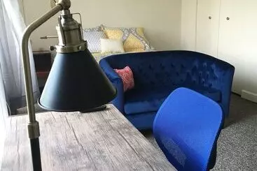 ツーリストアパートメント The Westmoor