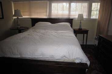 Turista apartmanok Historical Downtown Home