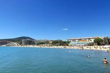 Otel Vvf Golfe De Saint Tropez