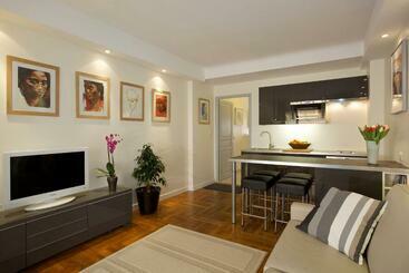 Apartamenty turystyczne Le California