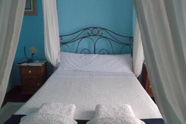 بنسيون Rural El Rincón De Gadea