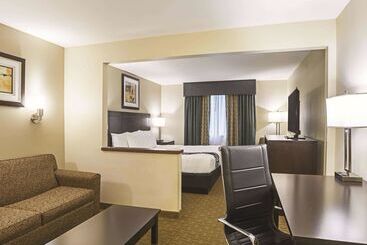 Отель La Quinta Inn By Wyndham Olympia  Lacey