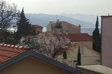 Turistihuoneistot V&a Vacation Apartment