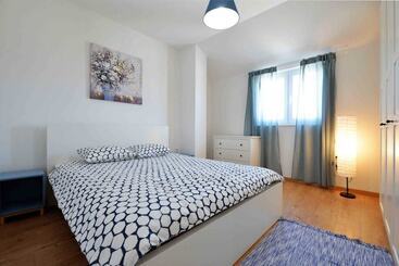 游客公寓 Apartments Enida