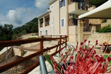 Appartements touristiques Calm Wave Villas