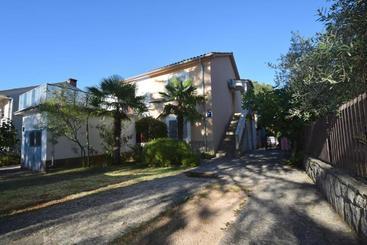 آپارتمان‌های توریست‌ها Apartment Magdica