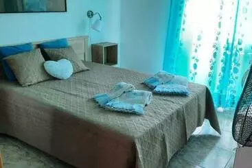 Turistihuoneistot Fred E Kika Holidays