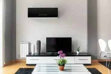 ツーリストアパートメント Luminoso Termal Casco Histórico