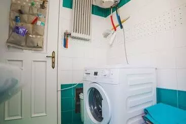 ツーリストアパートメント Apartment On Nikaias 5