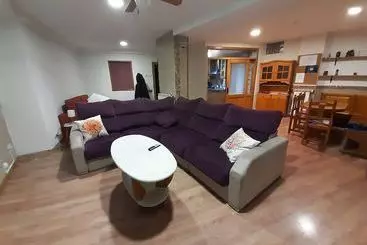 Ferienwohnungen Trampantojo Apartamento En El Corazon De Pamplona