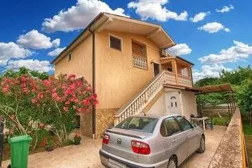 Apartaments turístics Apartments Lillies 1390