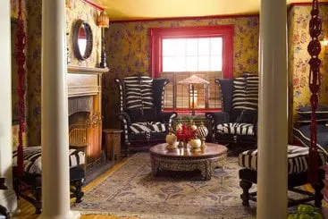 Отель Homestead Inn