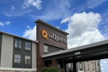 Hotel La Quinta By Wyndham Denison   North Lake Texoma