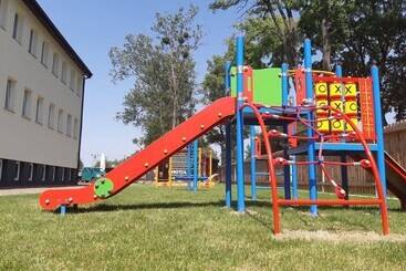 Tailor Hotel Sport & Conference