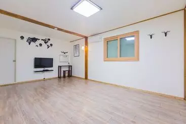ツーリストアパートメント Gyeongju West Namsan Hanok Pension