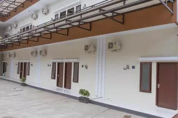 Pension Reddoorz Near Universitas Siliwangi Tasikmalaya