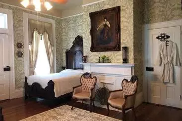 The Montgomery B&b