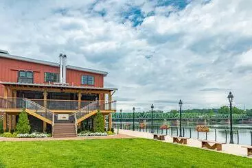 Hotelli Ghost Light Inn