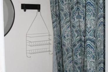 پانسیون Canela