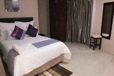 Hotel Qabula Safari Lodge