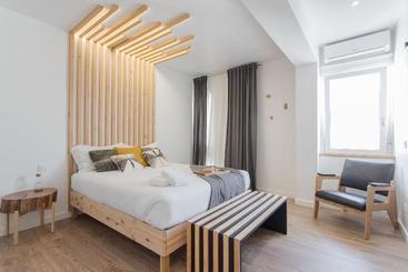Bed and Breakfast Lisbon Airport Suites